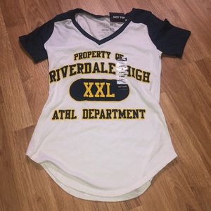 Riverdale Navy +Yellow XS t-shirt from Hot Topic